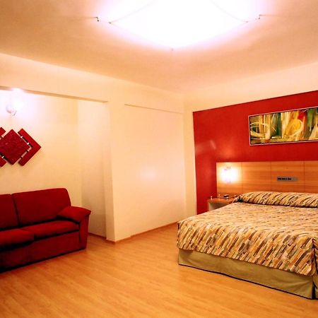 Liber Hotel Nova Serrana - Conforto Na Rota Da Br-262 Экстерьер фото